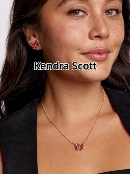 Haley Bow Gold Short Pendant Necklace - Picture 5 of 5